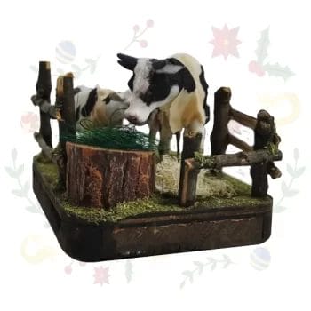 Figuro con Movimiento Vaca con Heno